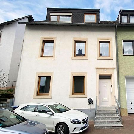 Zentrale Ferienwohnung Trier-Euren Mit Heimkino, Kueche, Wallbox & Kostenlose Fahrraeder Ngoại thất bức ảnh