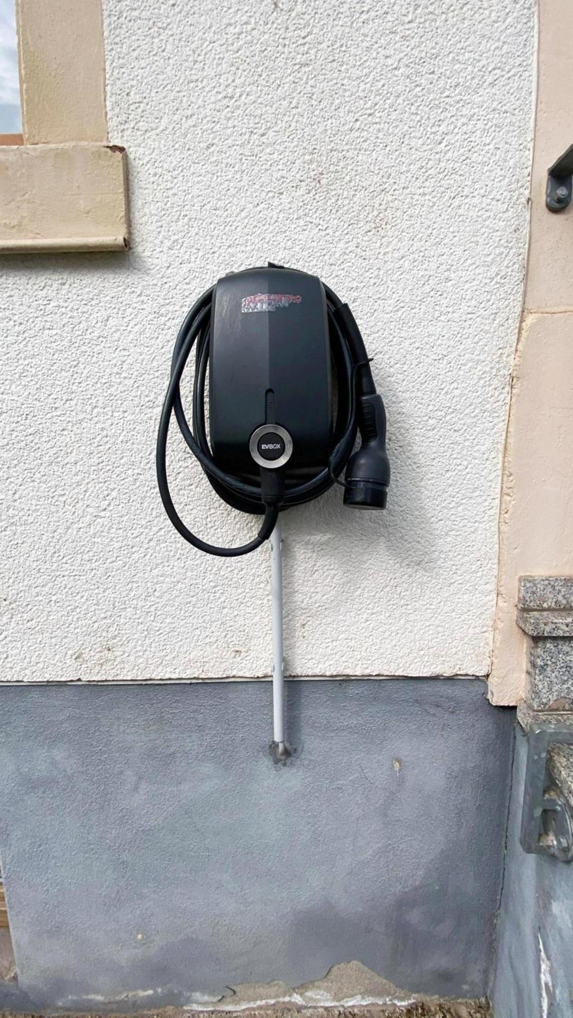 Zentrale Ferienwohnung Trier-Euren Mit Heimkino, Kueche, Wallbox & Kostenlose Fahrraeder Ngoại thất bức ảnh